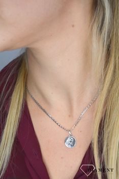 Złoty łańcuszek 585 Białe złoto Gucci 2,5 mm BKŁ000000-438B 2,5mm ✅ Złoty łańcuszek o splocie Gucci wykonany z najwyższej jakości 14-karatowego białego złotavzdj (3).JPG